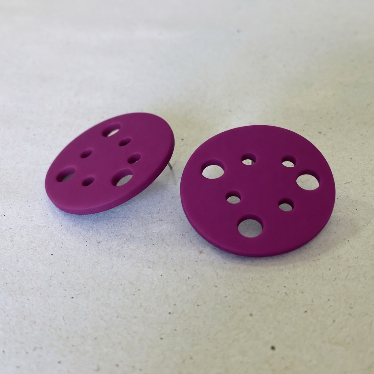 HOLE MAGENTA